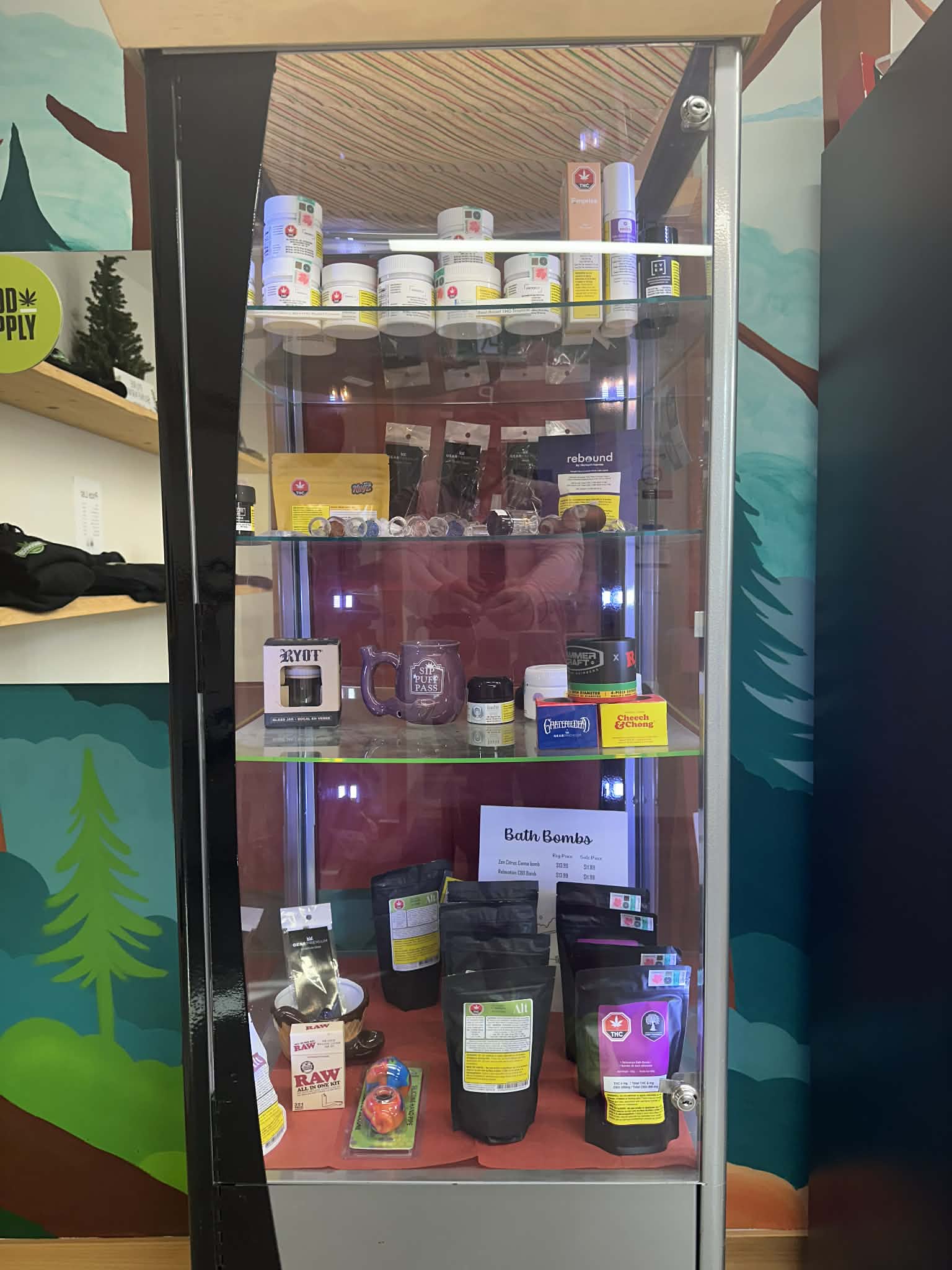 Meadowood Cannabis  Licensed Cannabis Store | Delivery to Parksville,  Qualicum Beach & Oceanside, BC